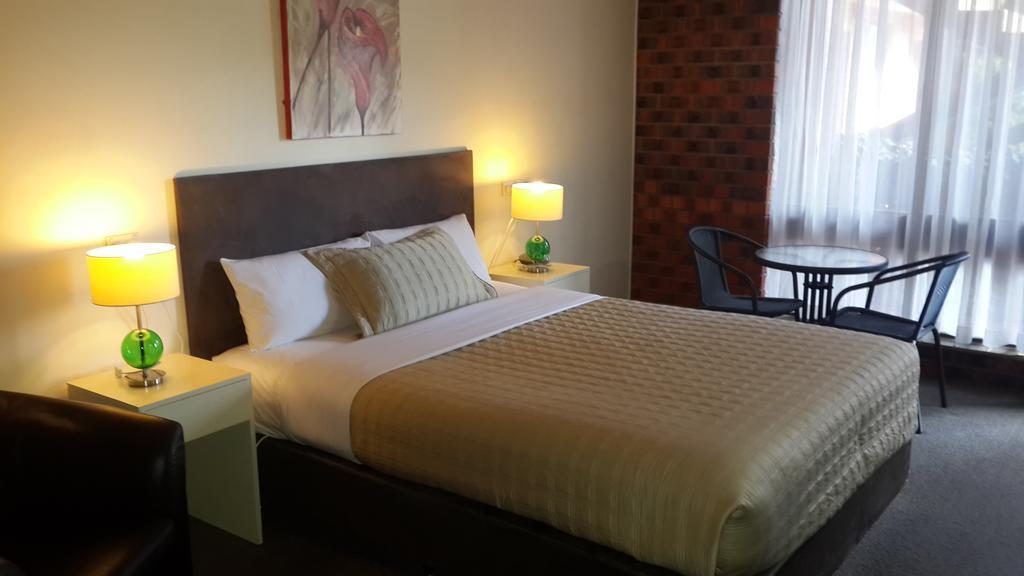 Zero Inn Motel Nhill Екстер'єр фото