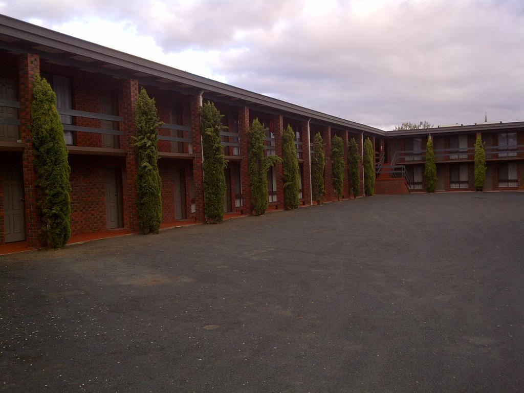 Zero Inn Motel Nhill Екстер'єр фото